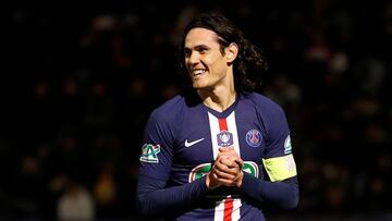 Soccer Football - Coupe de France - Round of 64 - ESA Linas-Montlhery v Paris St Germain - Stade Robert Bobin, Bondoufle, France - January 5, 2020 Paris St Germain's Edinson Cavani reacts REUTERS/Christian Hartmann