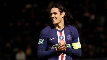 Soccer Football - Coupe de France - Round of 64 - ESA Linas-Montlhery v Paris St Germain - Stade Robert Bobin, Bondoufle, France - January 5, 2020   Paris St Germain&#039;s Edinson Cavani reacts   REUTERS/Christian Hartmann