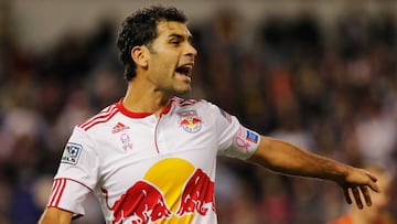 Coincidió con Ángel en New York Red Bulls en la temporada 2010.