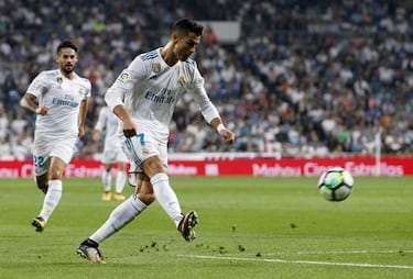 Cristiano waiting for Real Madrid's reply over new contract