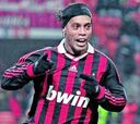 Ronaldinho se pone las pilas para ir al Mundial