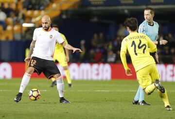 Zaza controla un balón ante el Villarreal.