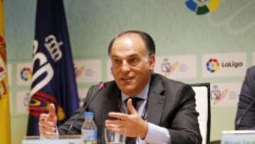 Tebas a Infantino: "Te deseo suerte, pero también trabajo"