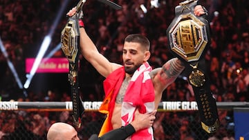 Ilia Topuria tras proclamarse campeón del peso ligero.