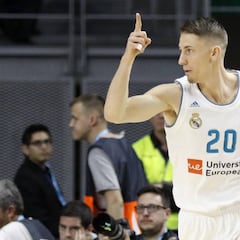 1x1 del Real Madrid: Sergio Llull empuja y Jaycee Carroll remata