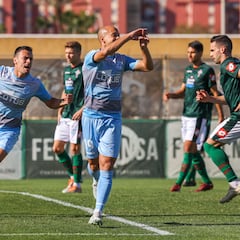 Dos penaltis dan vida a la Balona en su escalada