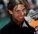 Rafa Nadal doblega a Djokovic y ya es el rey de Montecarlo