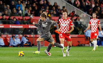 07/12/24 PARTIDO PRIMERA DIVISION 
GIRONA - REAL MADRID 
LUKA MODRIC ORIOL ROMEU