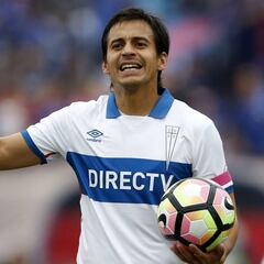 Carlos Espinosa se despide de la UC para arribar a Curicó Unido