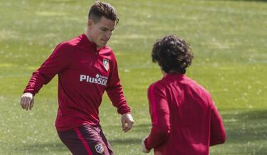 Moyà and Gameiro given green light to make Leicester trip