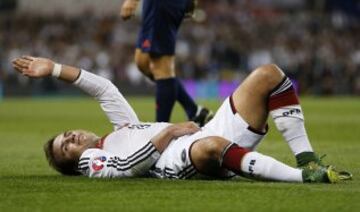 Mario Götze (Alemania). El volante del Bayern Munich sufrió una rotura del tendón en el aductor y no jugará hasta 2016. 