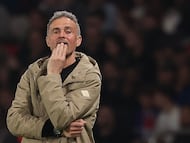 The Parisian giants will be looking to bounce back following Sunday’s shock defeat to Lyon as relegation threatened Nantes are the visitors.