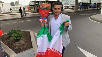 Hincha iraní recibe con cariño a Carlos Queiroz en Bogotá