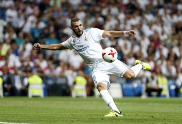 Benzema makes it 2-0