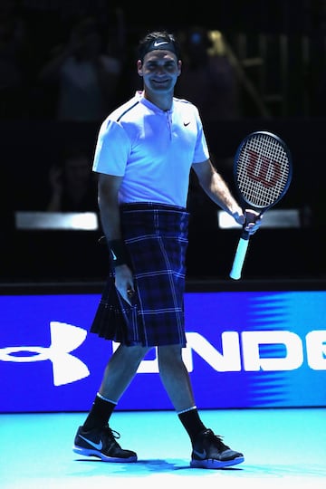 Andy Murray and Roger Federer play in charity match in Glasgow.