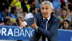 Svetislav Pesic, entrenador del Barcelona.