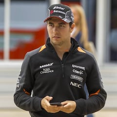Checo Pérez también apoya y da ánimos a Daniil Kvyat