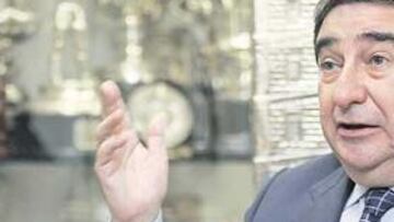 <b>FRENTES ABIERTOS. </b>Augusto César Lendoiro debe hacer frente a varios problemas en el entorno del club.