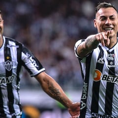 Atlético Mineiro acaricia la Copa con otro gol de Hulk