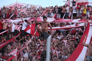 Verón gana la guerra