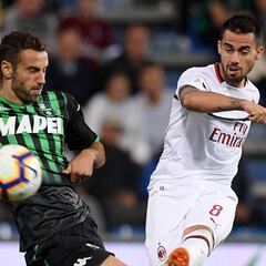 Suso y Samu Castillejo hacen sonreír por fin a Gattuso