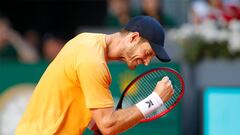 El tenista británico Andy Murray celebra un punto durante su partido ante Andrea Vavassori en el Mutua Madrid Open.