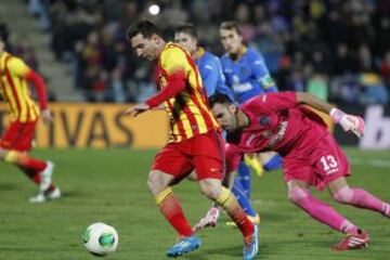 0-2. Segundo gol Messi.