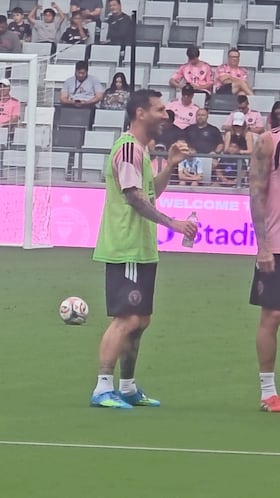 Messi contempla lo que será su nueva casa con Inter Miami