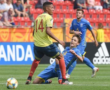 La Selección llegó a cuartos de final con la ilusión de hacer historia pero un error al comienzo del partido y un expulsado al final, arrebata la opción de llegar a semifinal.