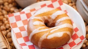Prueba un donut de cocido vasco en una de las barras de pintxos más famosas de España: “Son arte”