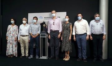 Sus Majestades los Reyes don Felipe VI y doña Letizia visitarón el Museo de Fernando Alonso.