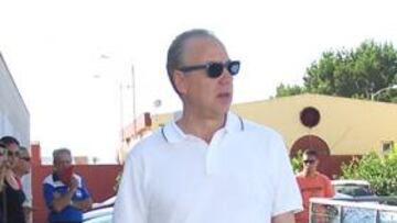 <b>ATENTO. </b>Juan A. Samper está siguiendo al equipo de cerca.