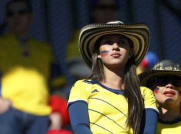 La belleza y los colores tiñeron las gradas en la primera fase de Copa América Chile 2015.