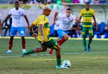 Deyverson, ‘showman’ total en Brasil