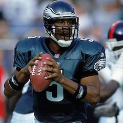 Donovan McNabb no confía en Wentz para titular de los Eagles