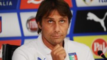 Antonio Conte, durante la rueda de prensa previa a los partidos de Italia contra Azerbaiyán y Noruega en la fase de clasificación para la Eurocopa de 2016.