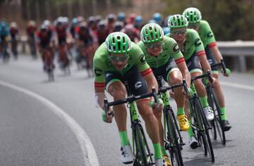 Los ciclistas del Cannondale tomaron el mando del pelotón, un día después se conocer su incierto futuro.