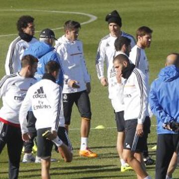 PREPARADOS. El Madrid se entrenó ayer por la mañana en Valdebebas y hoy viajará a Almería.