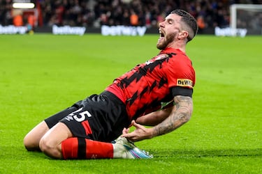 Valor de mercado: 22,00 mill. € | Club: 	
AFC Bournemouth | Edad: 28