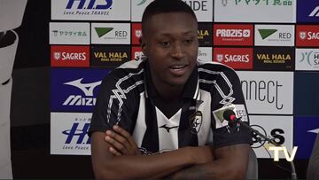 Marlos Morenos en el Portimonense equipo oficial del colombiano