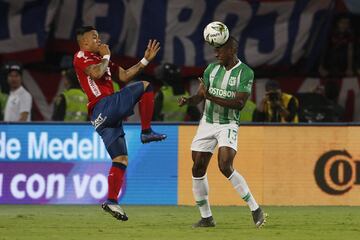 Pablo Ceppelini anotó el gol que le dio la victoria a los dirigidos por Paulo Autuori, quienes lograron regresar a los ocho a falta de tres fechas.