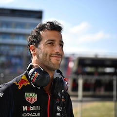 Daniel Ricciardo va por el asiento de Checo Pérez en Red Bull