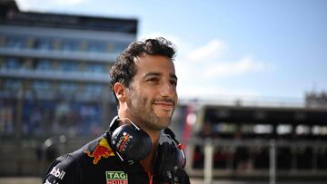 Daniel Ricciardo va por el asiento de Checo Pérez en Red Bull