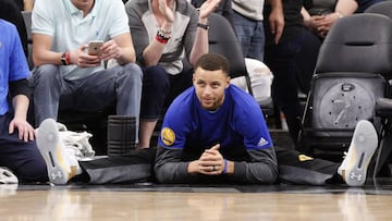 Mar 11, 2017; San Antonio, TX, USA; Golden State Warriors point guard Stephen Curry (30) watches play from the floor during the first half against the San Antonio Spurs at AT&T Center. Mandatory Credit: Soobum Im-USA TODAY Sports