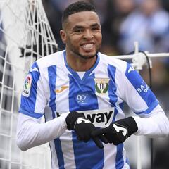 Sólo Agüero supera a En Nesyri como mejor goleador de 2019