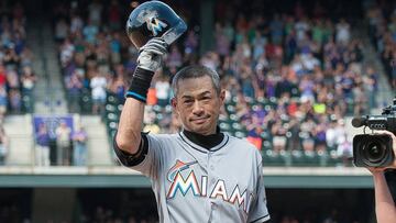 DENVER, CO - AUGUST 7: Ichiro Suzuki #51 of the Miami Marlins tips his hat to the crowd after hitting a seventh inning triple against the Colorado Rockies for the 3,000th hit of his major league career during a game at Coors Field on August 7, 2016 in Denver, Colorado.   Dustin Bradford/Getty Images/AFP
 == FOR NEWSPAPERS, INTERNET, TELCOS &amp; TELEVISION USE ONLY ==