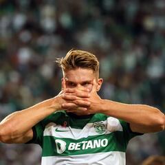 Gyökeres cautiva a Portugal