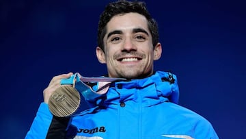 Javier Fernández toca el cielo y ya es mito: bronce olímpico