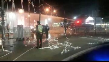 Serios incidentes entre hinchas albos y carabineros en Temuco