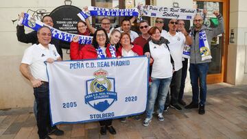 La Pe&ntilde;a C.D Real Madrid Stolberg celebrando su 15 anversario en Valencia. 